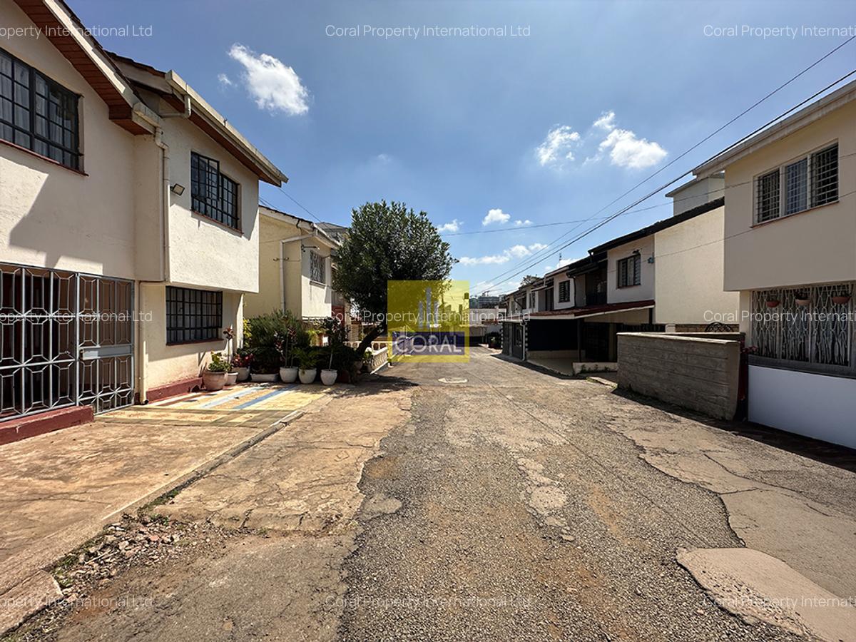 4 Bed Townhouse in Waiyaki Way - 15