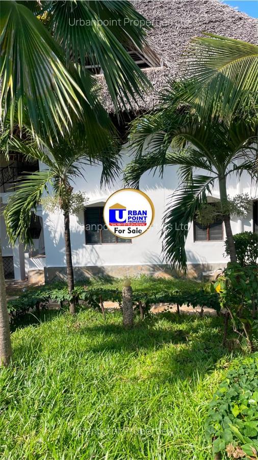 4 Bed House with En Suite in Watamu - 15
