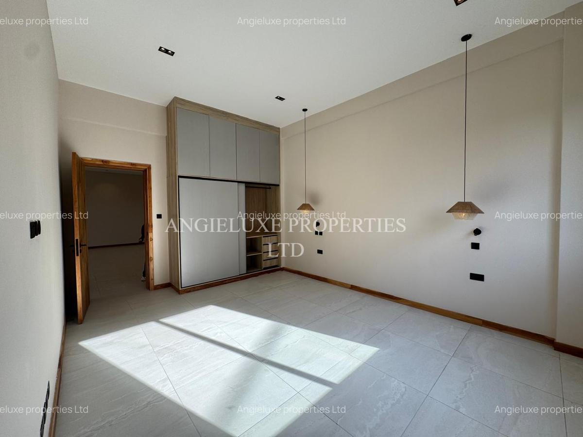 4 Bed Apartment with En Suite at Loresho - 16
