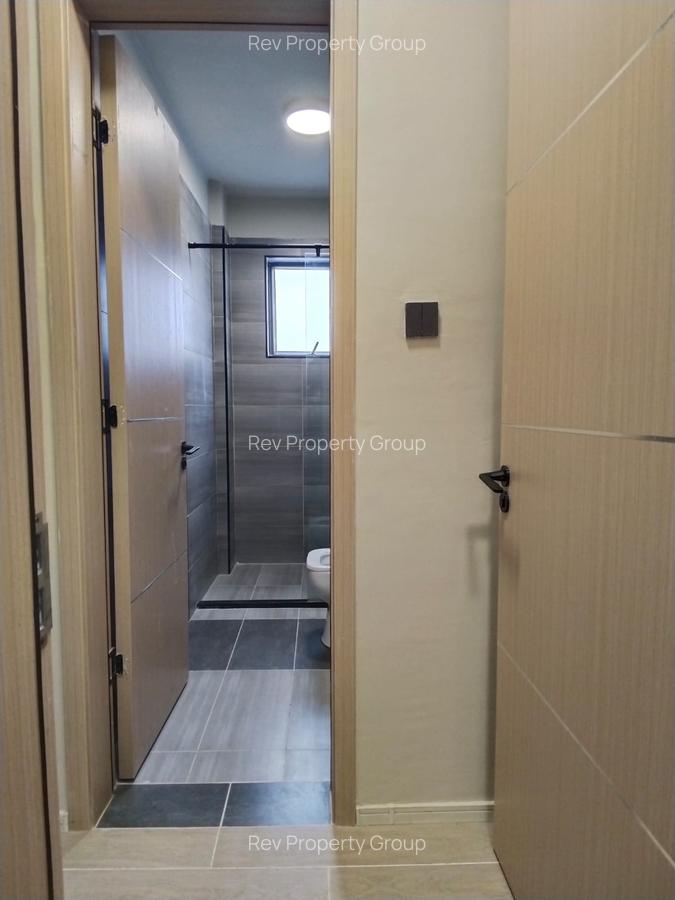 2 Bed Apartment with En Suite in Lavington - 14
