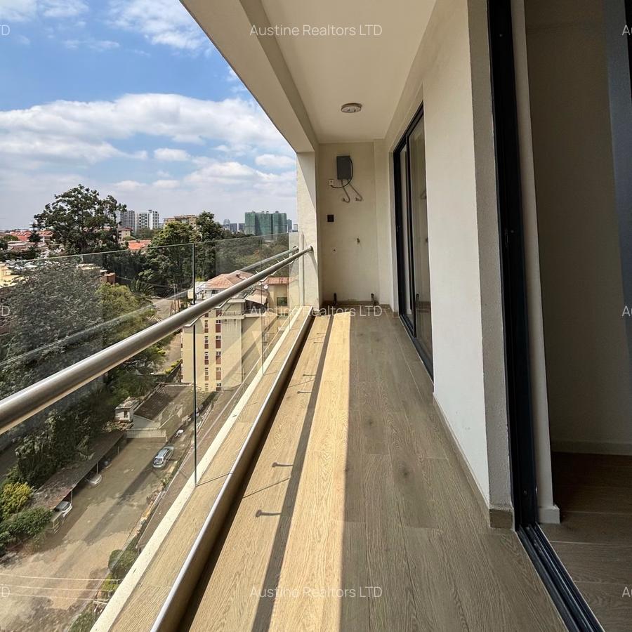1 Bed Apartment with En Suite at Church Road - 6