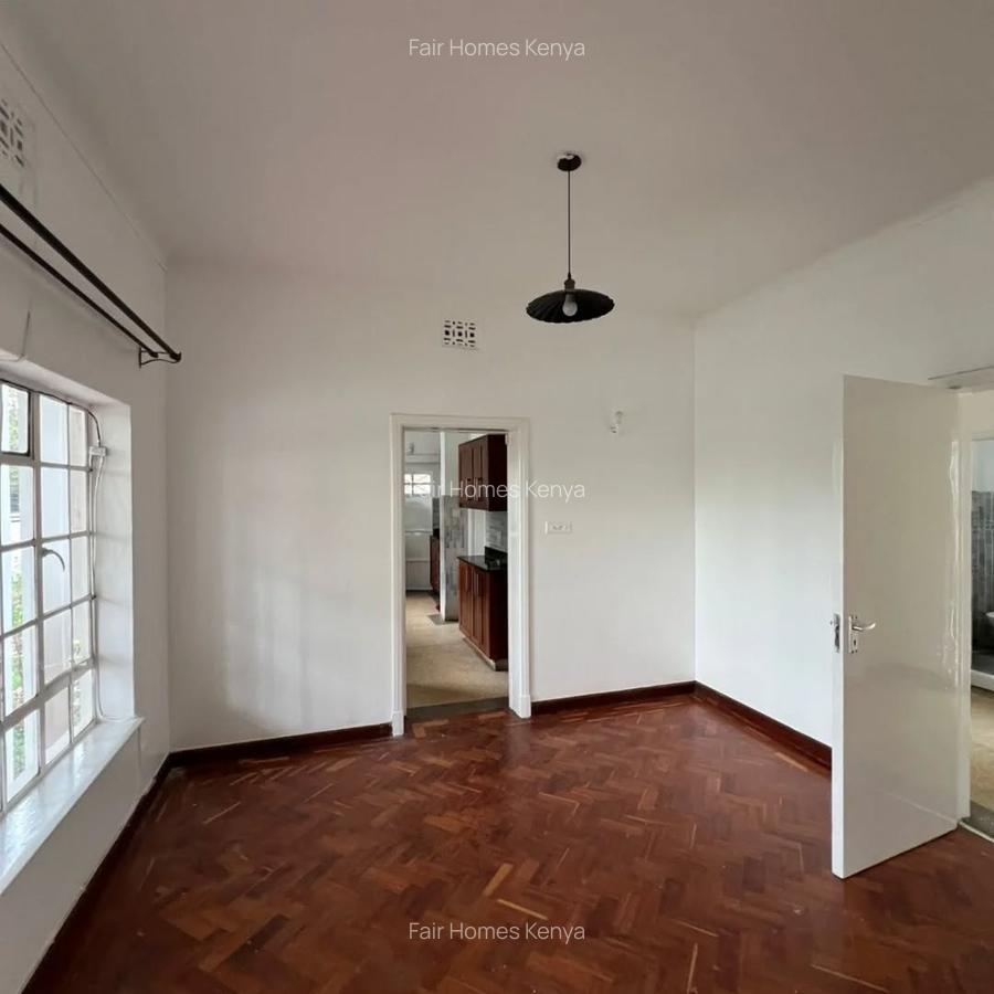 3 Bed Townhouse with En Suite at Lavington Green - 8
