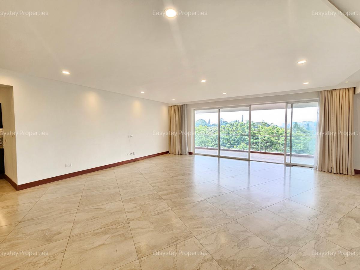 4 Bed Apartment with En Suite in Muthaiga - 3