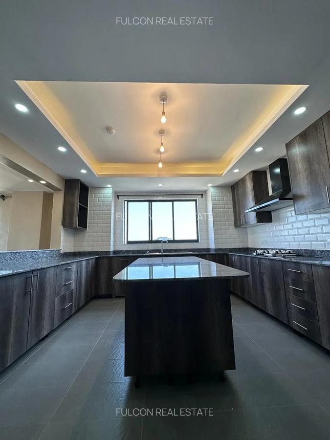 4 Bed Apartment with En Suite in Lavington - 15