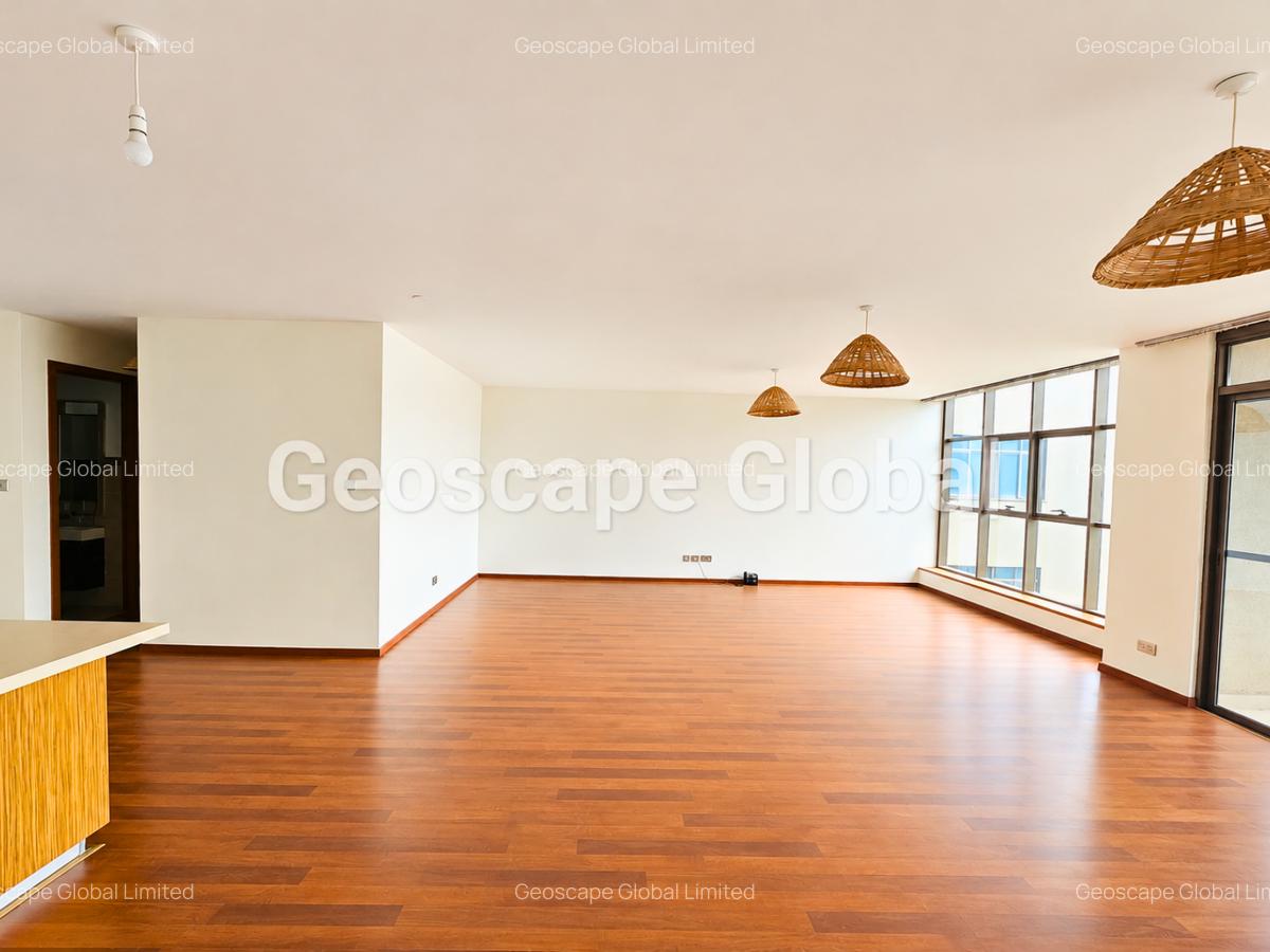 3 Bed Apartment with En Suite in Westlands Area - 2
