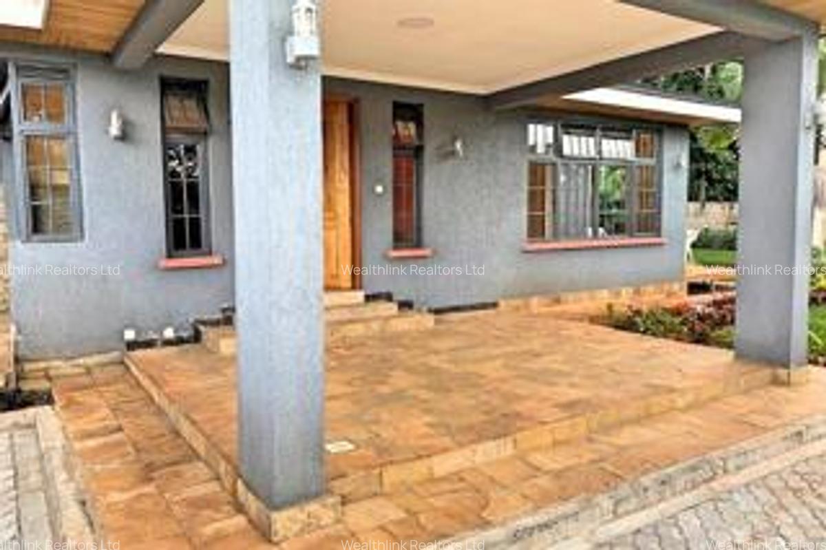 3 Bed House with En Suite at Nyari - 6