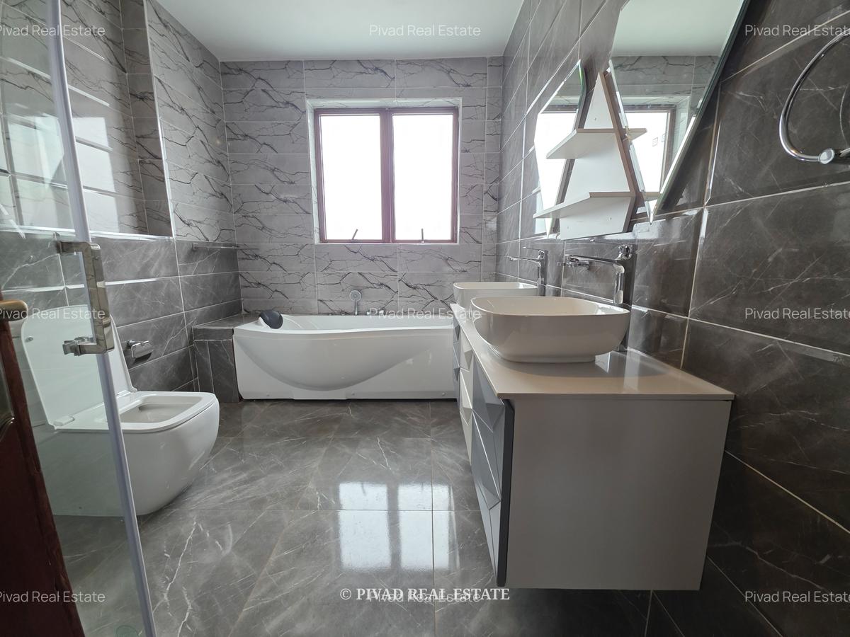 4 Bed Townhouse with Swimming Pool in Runda - 7