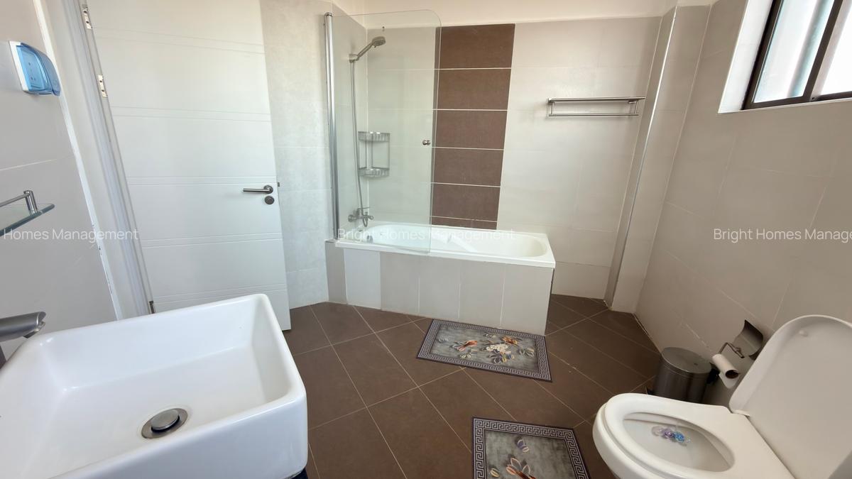 3 Bed Apartment with En Suite in Kilimani - 10