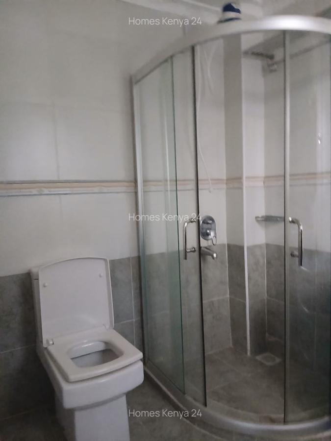2 Bed House in Rosslyn - 11