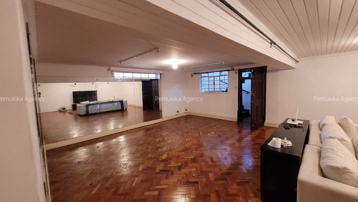 4 Bed House with En Suite in Muthaiga - 8