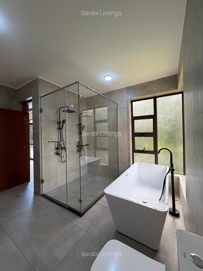 6 Bed Townhouse with En Suite in Karen - 17