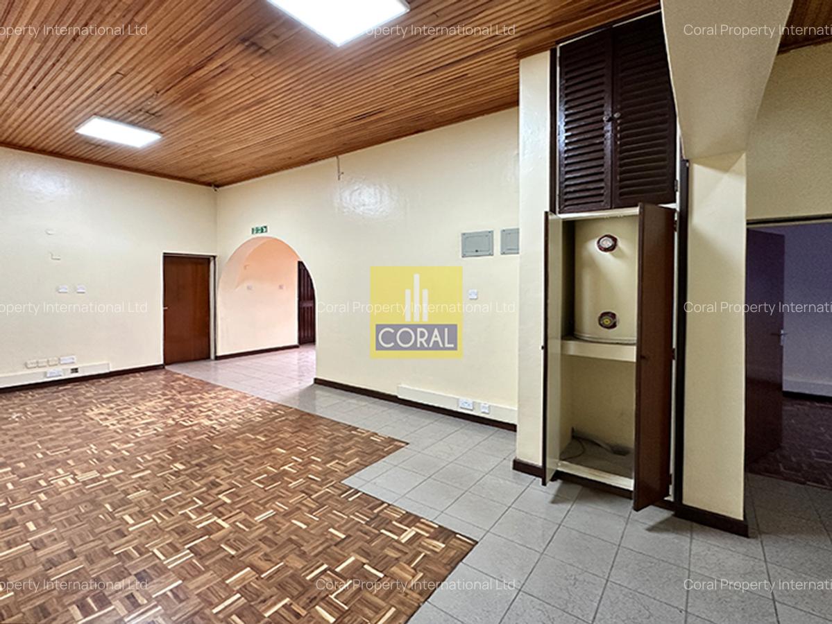 5,541 ft² Office in Gigiri - 12