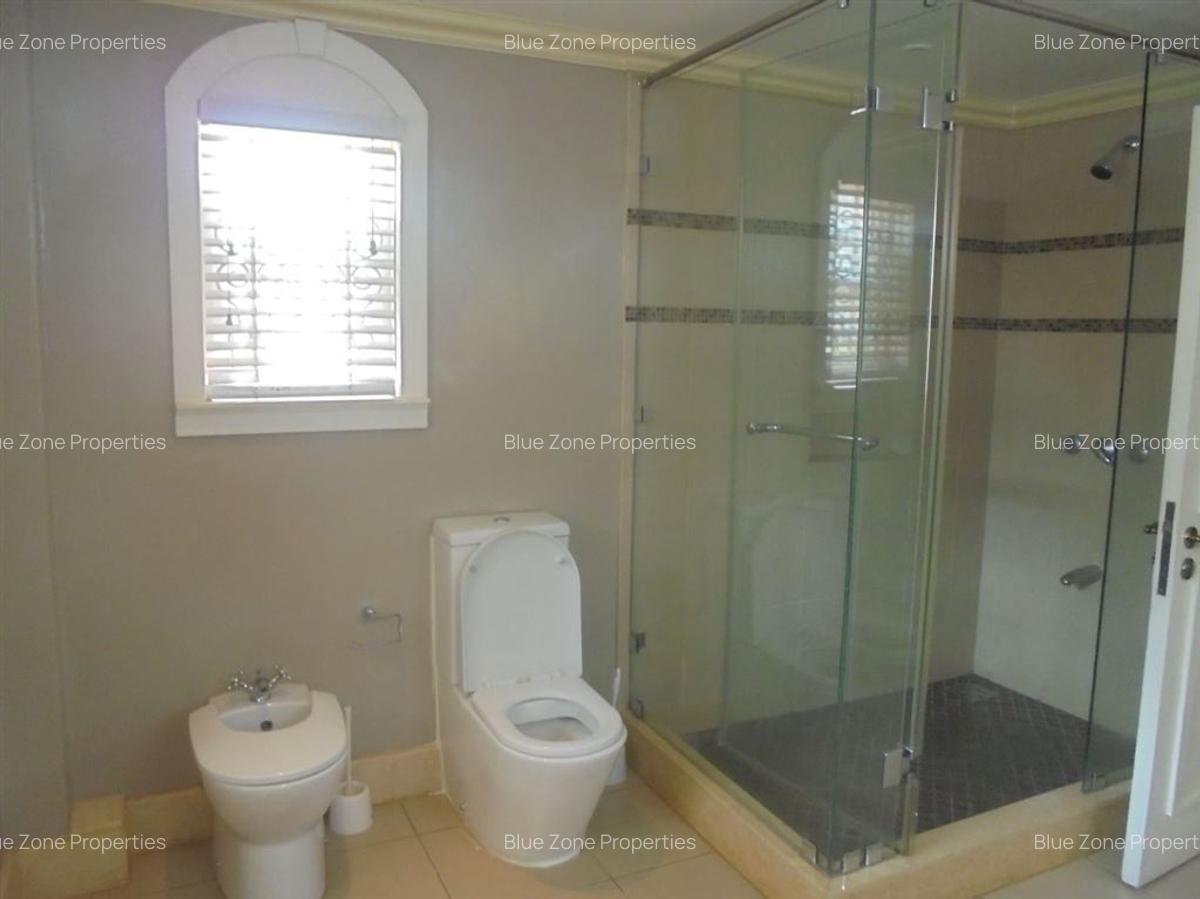 4 Bed House with En Suite at Kitusuru Road - 17