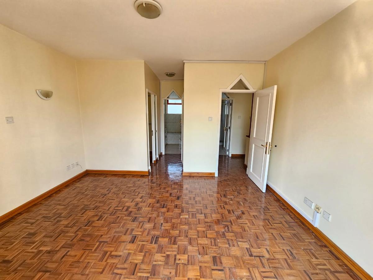 3 Bed Apartment with En Suite in Kileleshwa - 13