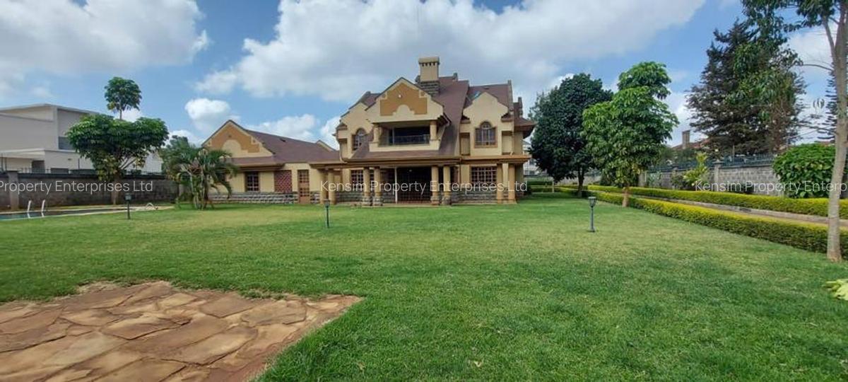 5 Bed House with En Suite in Runda - 8