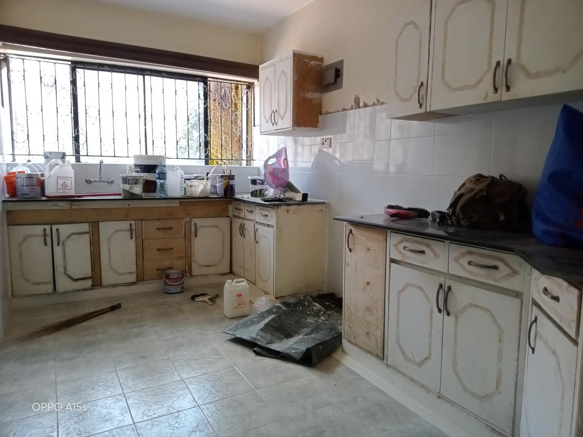 Serviced 4 Bed Apartment with Swimming Pool in Kileleshwa - 8