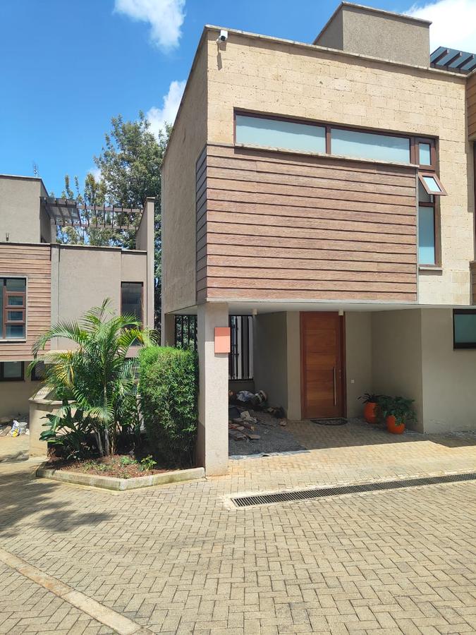 4 Bed Townhouse with En Suite at Chalbi Road - 1