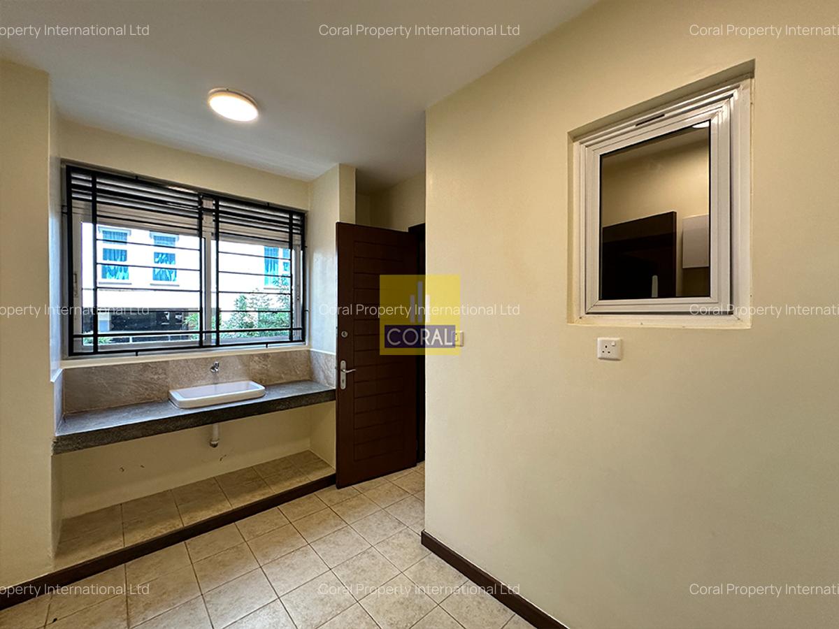 5 Bed Apartment in Westlands Area - 7