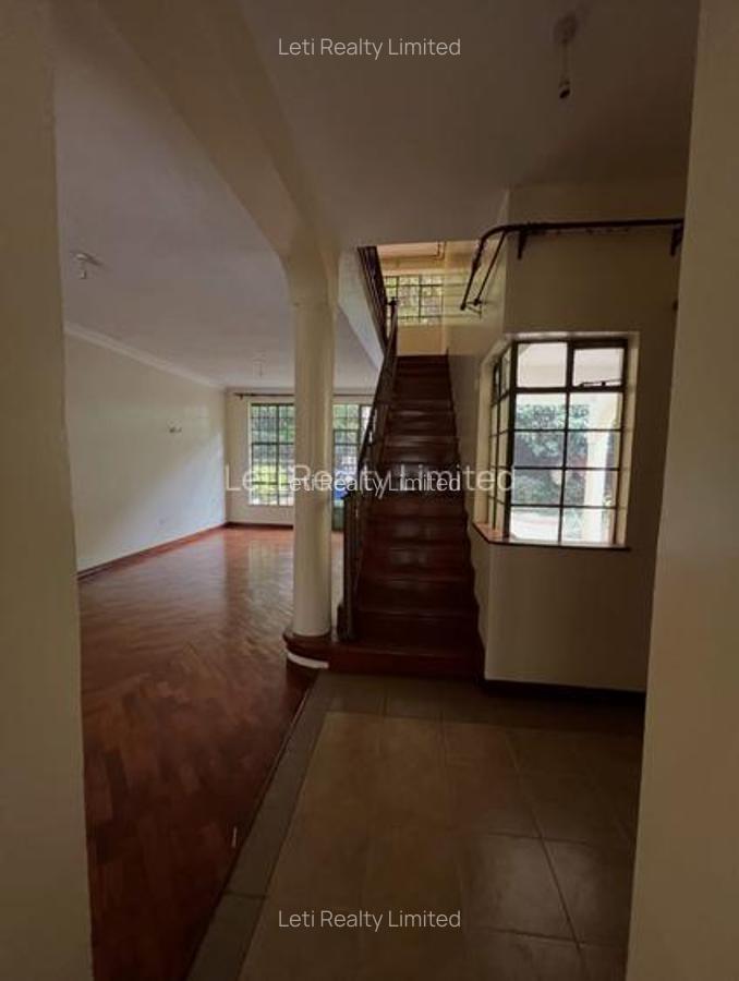 5 Bed Townhouse with En Suite in Lavington - 5