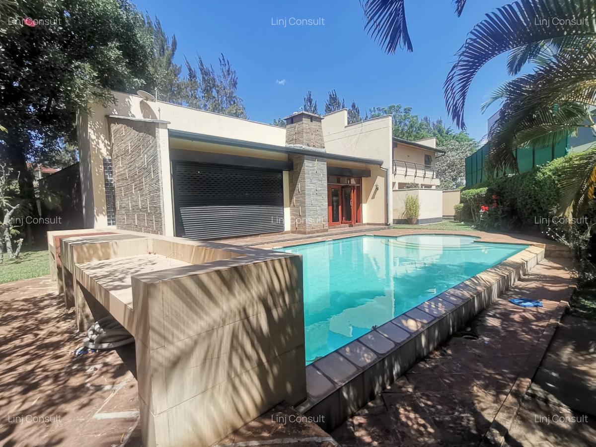 4 Bed House with En Suite at Runda - 4