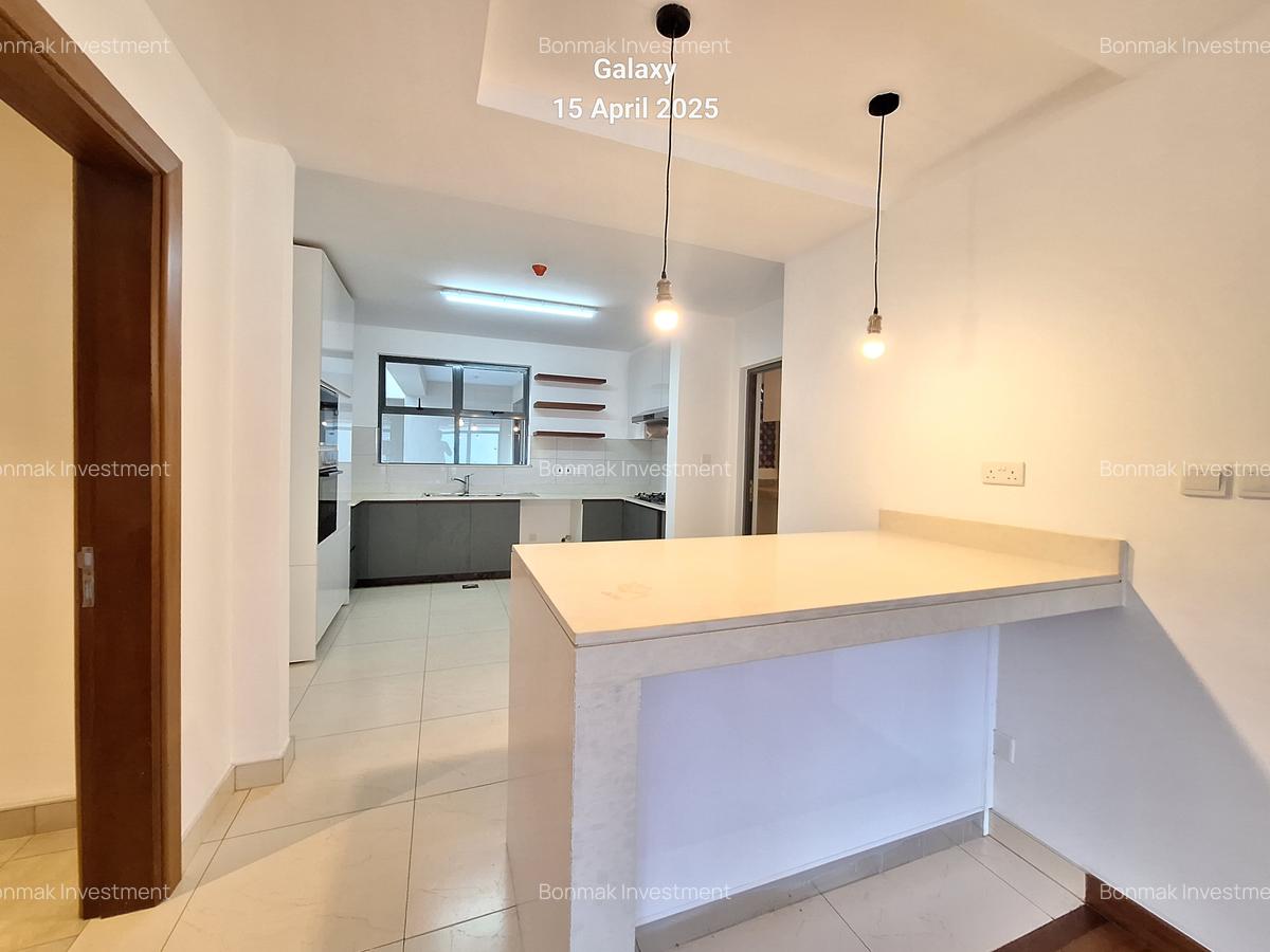 4 Bed Villa with En Suite at Rossylin Estate. - 6