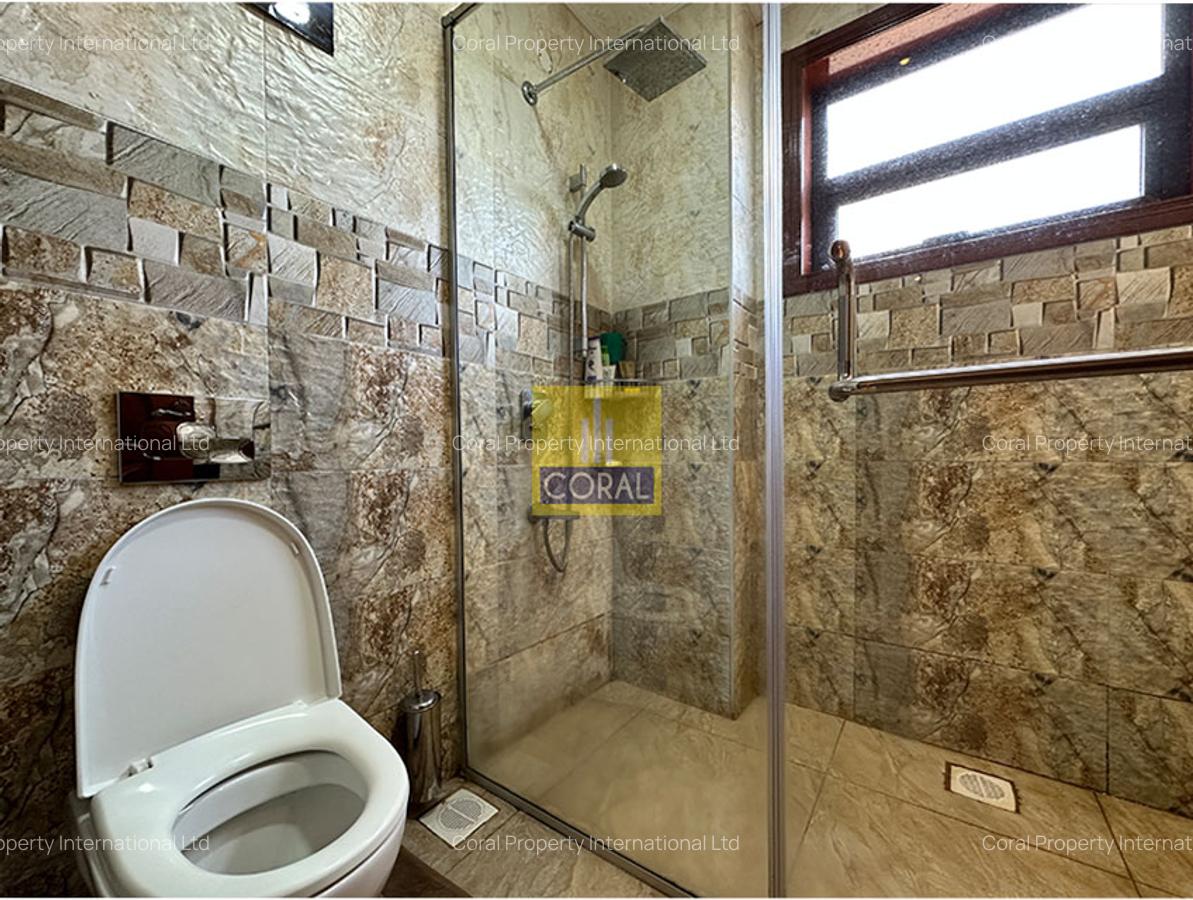 4 Bed Apartment with Swimming Pool in Parklands - 10