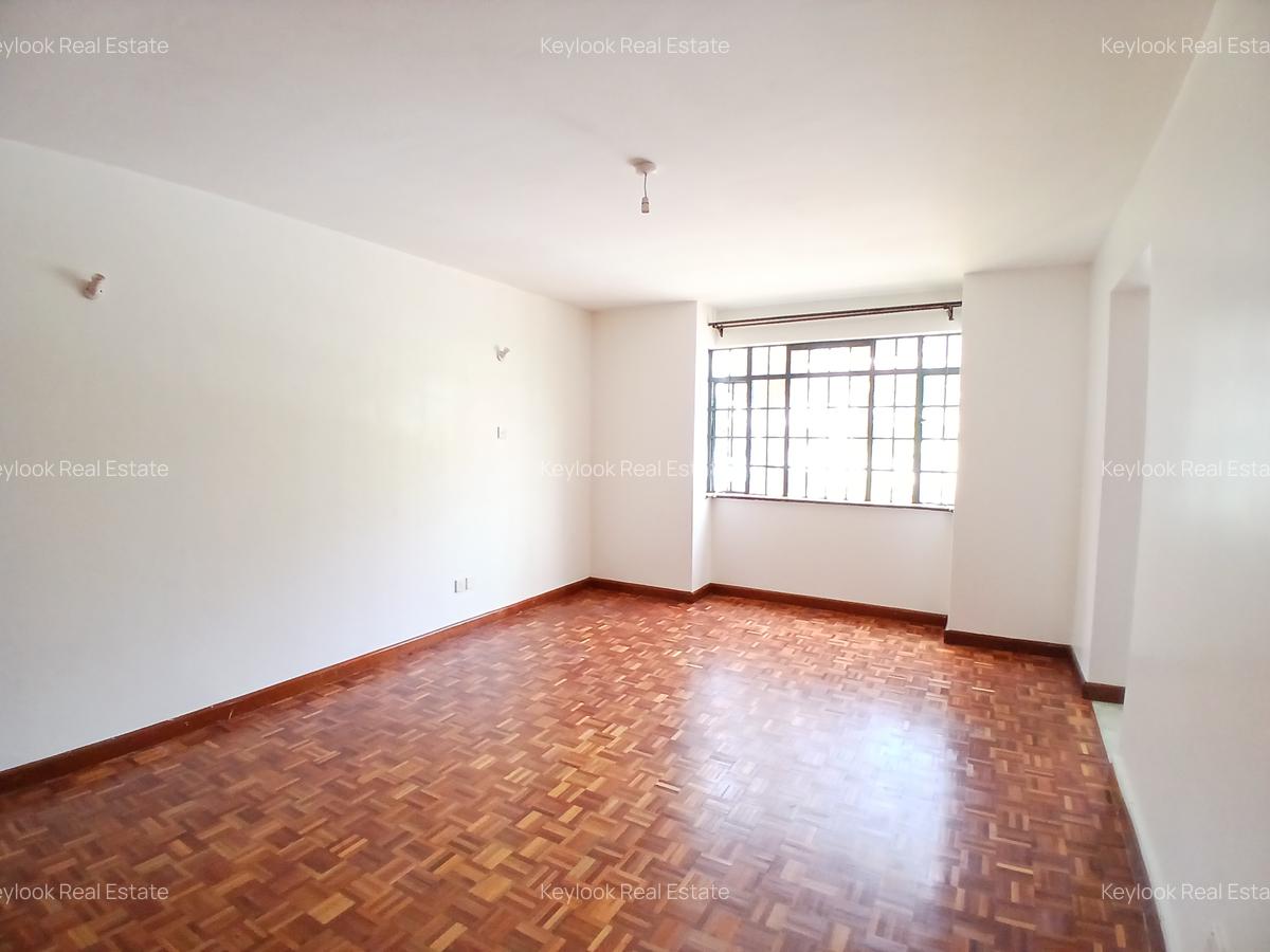 3 Bed Apartment with En Suite at Valley Arcade - 13