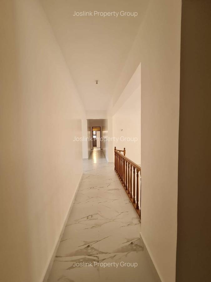 Serviced 3 Bed Apartment with En Suite in Nyali Area - 14