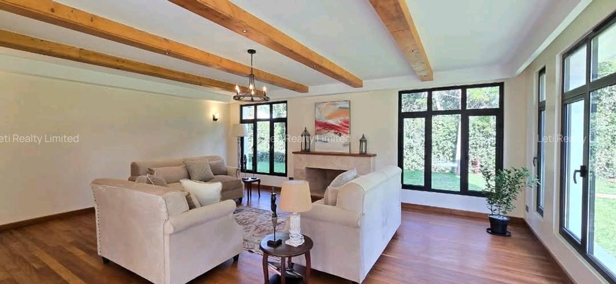 5 Bed House with En Suite in Runda - 4