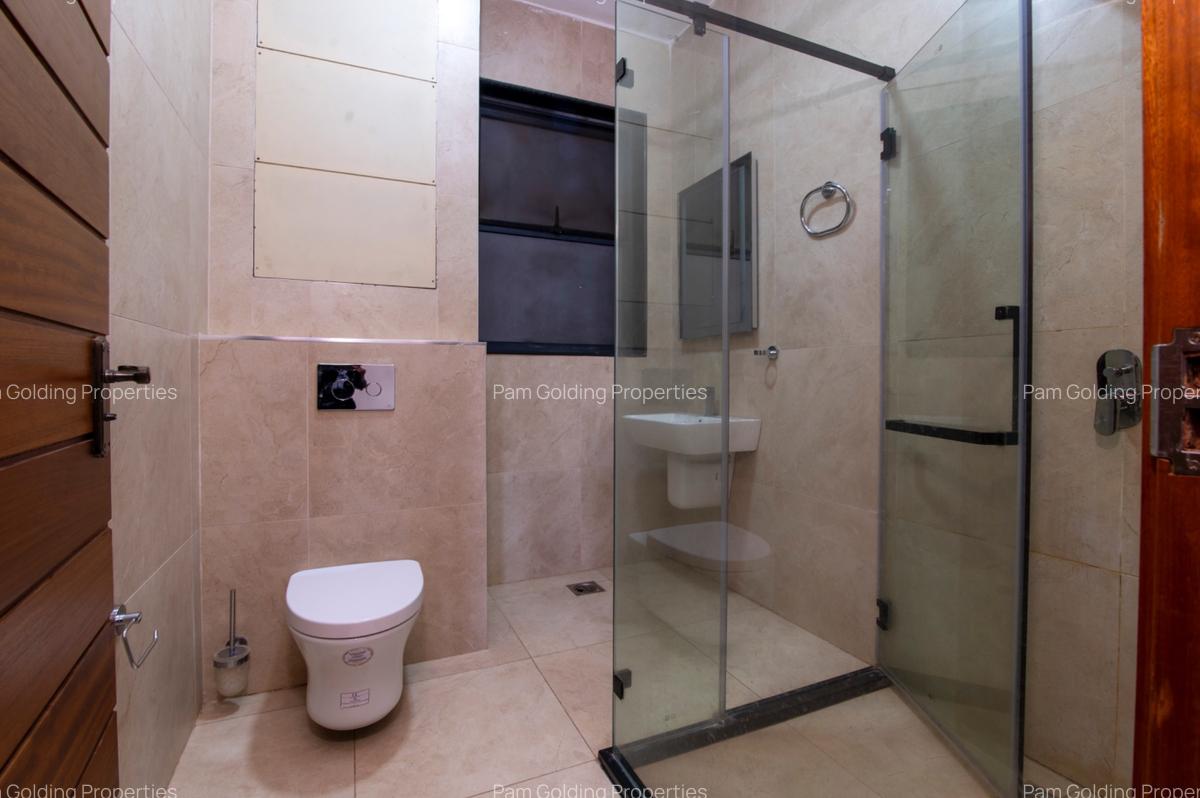 2 Bed Apartment with En Suite in Rhapta Road - 10
