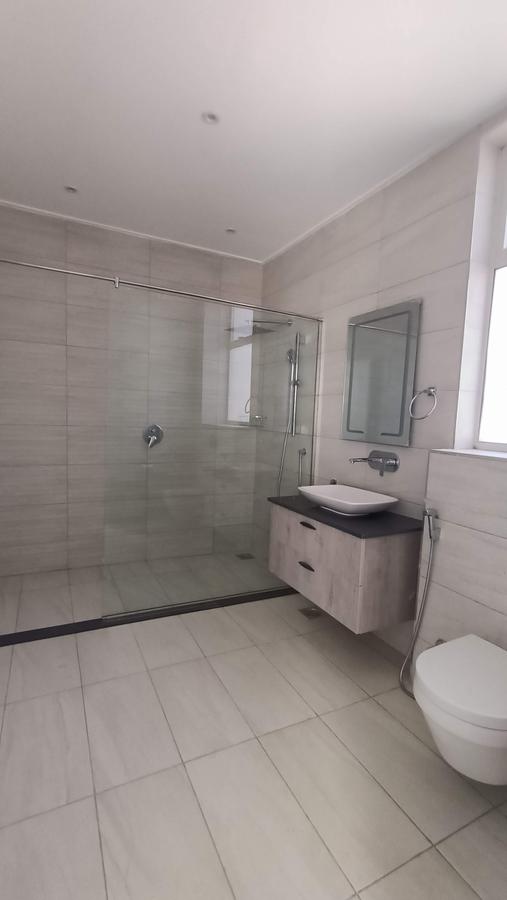 3 Bed Apartment with En Suite at Rhapta Rd - 14