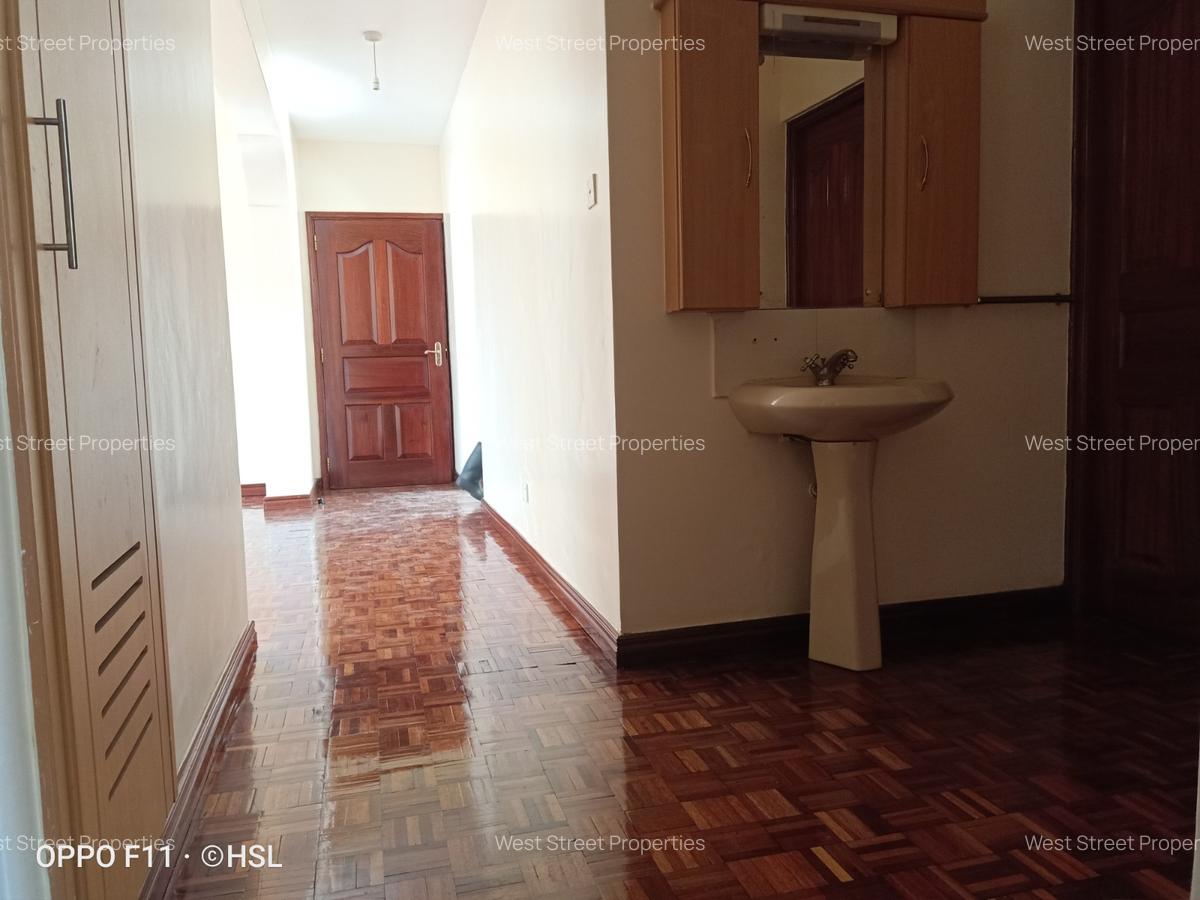 2 Bed Apartment with En Suite at Kilimani - 15