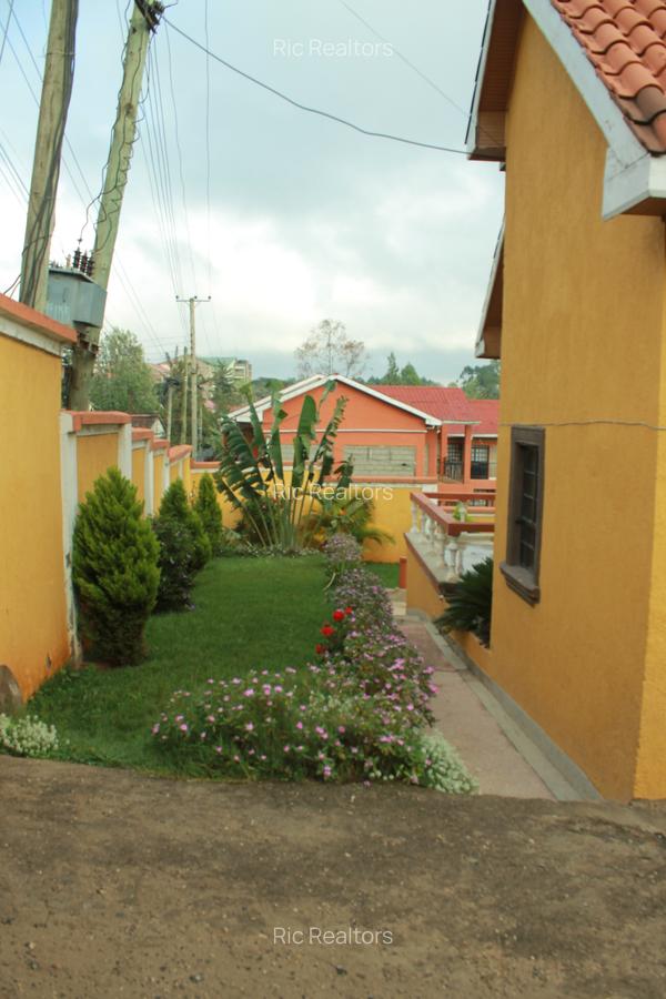 4 Bed House with En Suite at Ongata Rongai - 4
