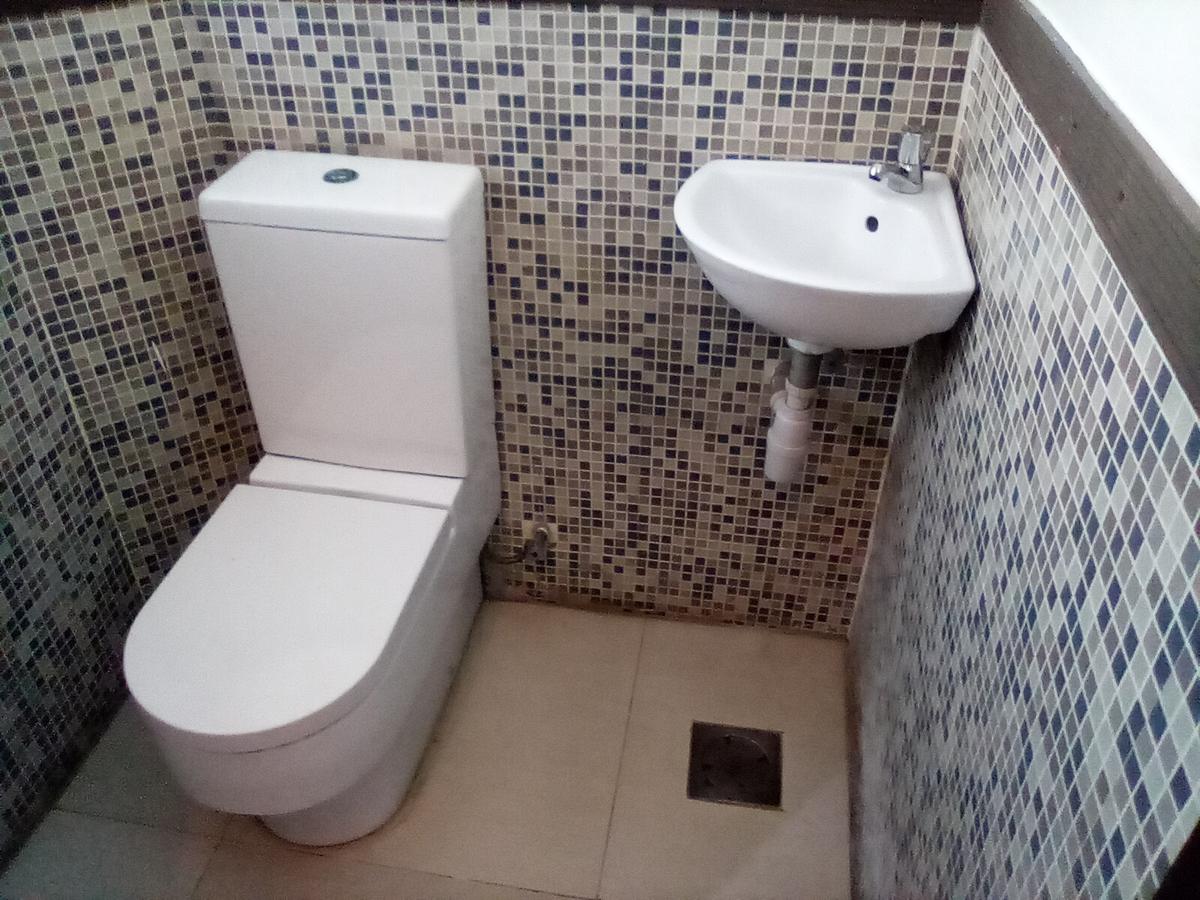5 Bed Townhouse with En Suite at Off Waiyaki Way - 12