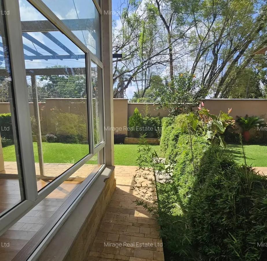 4 Bed Villa with En Suite in Lavington - 9