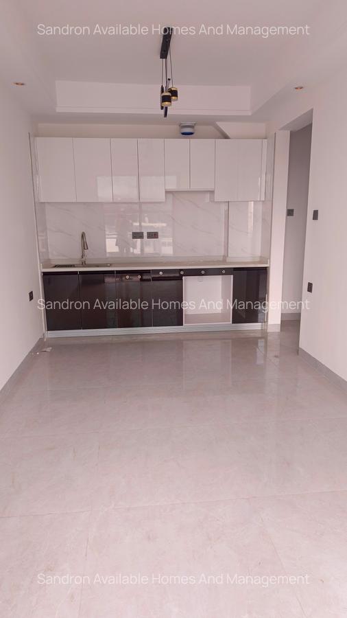 1 Bed Apartment with En Suite in Kilimani - 4