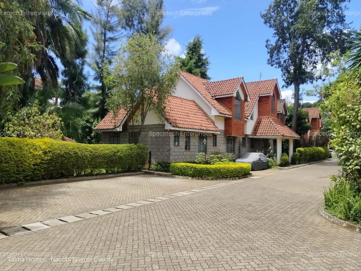 4 Bed Townhouse with En Suite in Lavington - 1