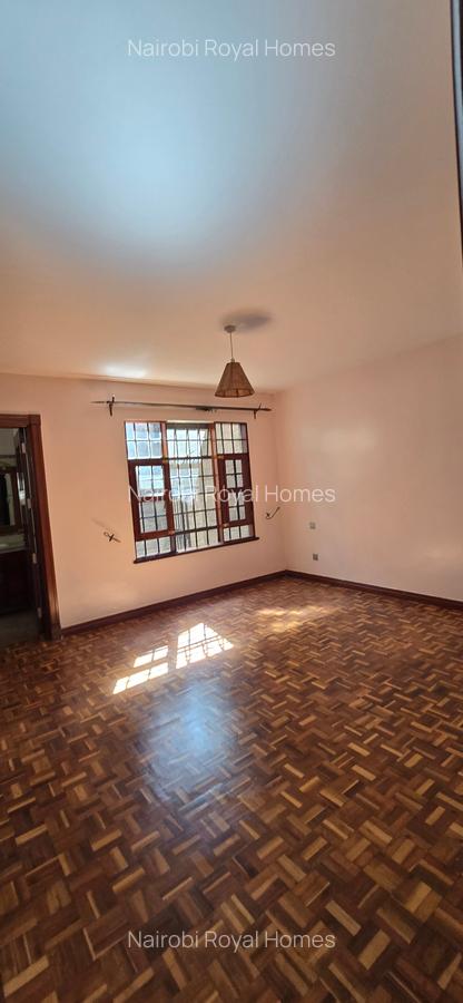 4 Bed Townhouse with En Suite at Peponi Road - 8