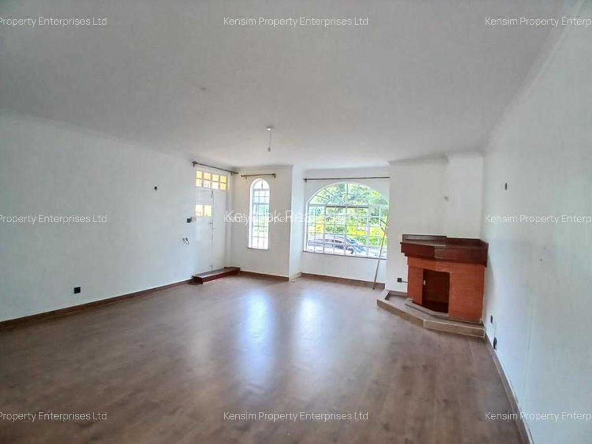 5 Bed Townhouse with En Suite in Lavington - 8