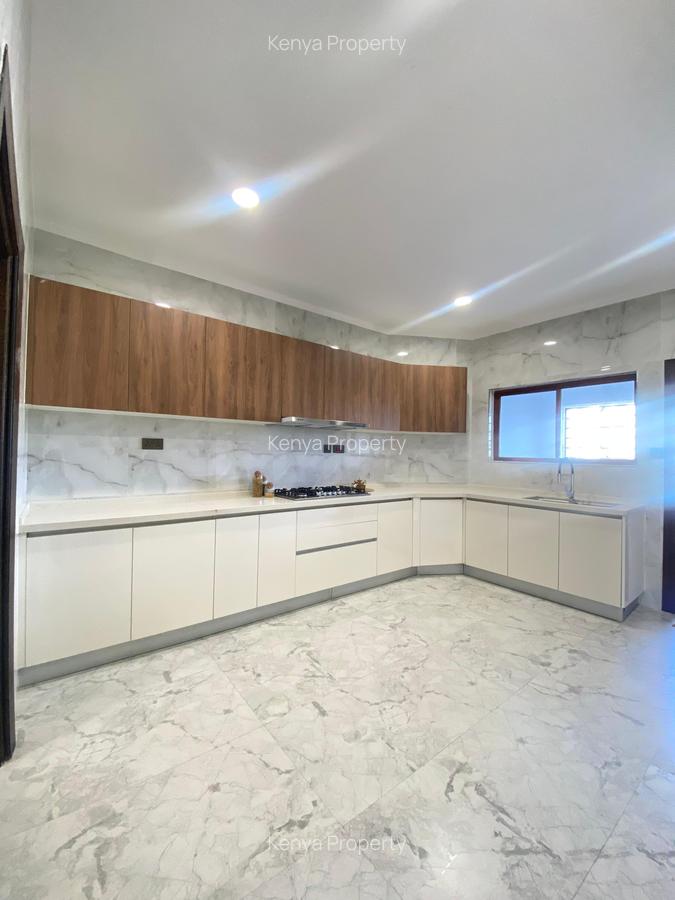 Furnished 3 Bed Apartment with En Suite at Kileleshwa - 4