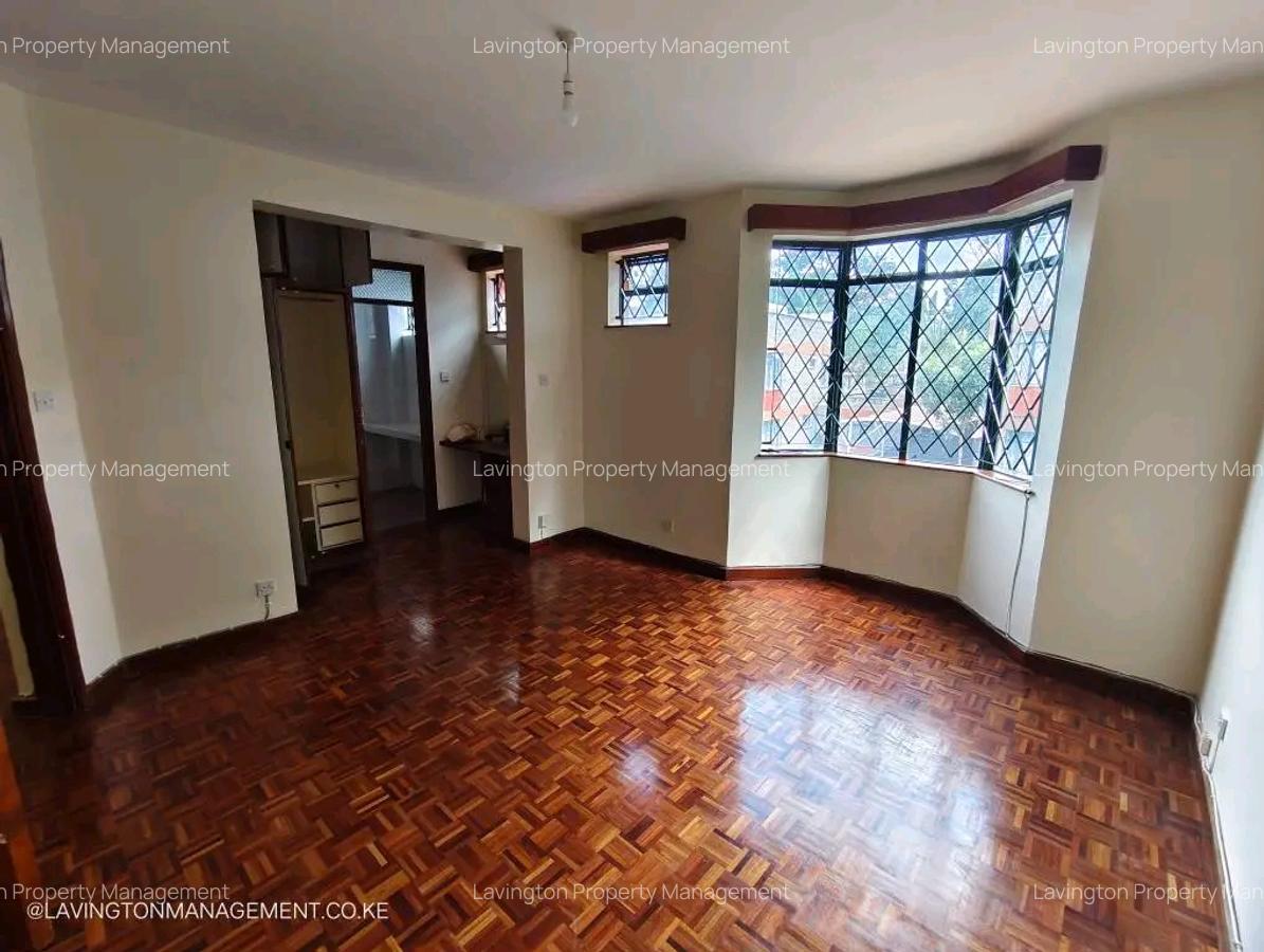 4 Bed Townhouse with En Suite at Lavington Green - 7