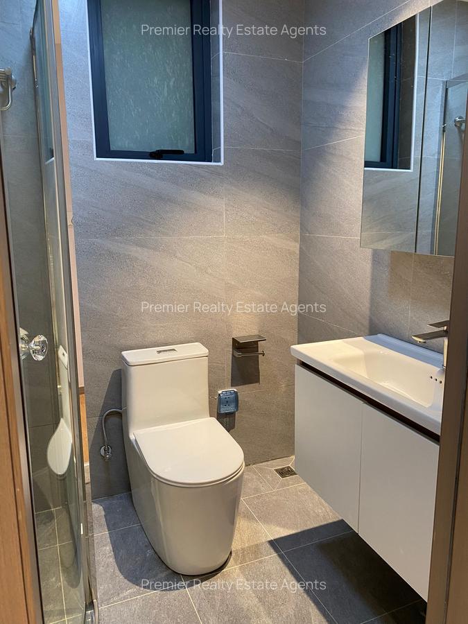 1 Bed Apartment with En Suite in Westlands Area - 4