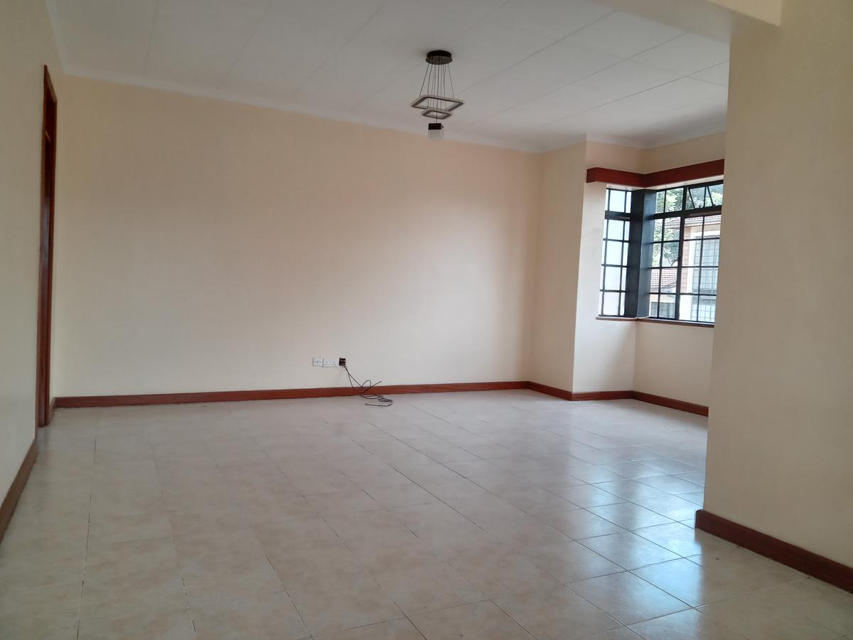 4 Bed Townhouse with En Suite at Lavington Estate Nairobi - 15