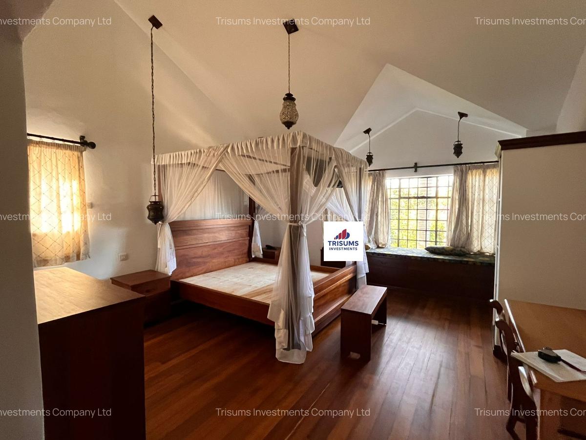 3 Bed House with En Suite at Peponi - 8