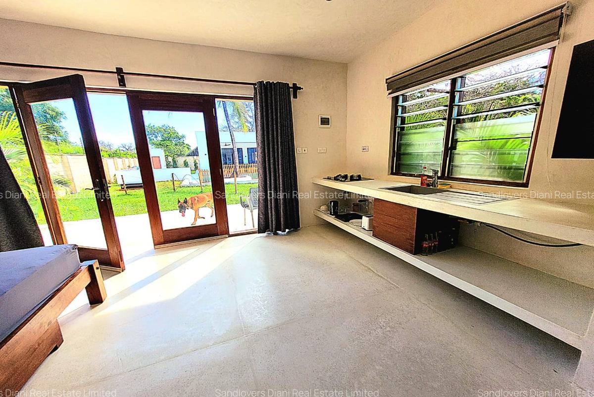 4 Bed Villa with En Suite in Diani - 7