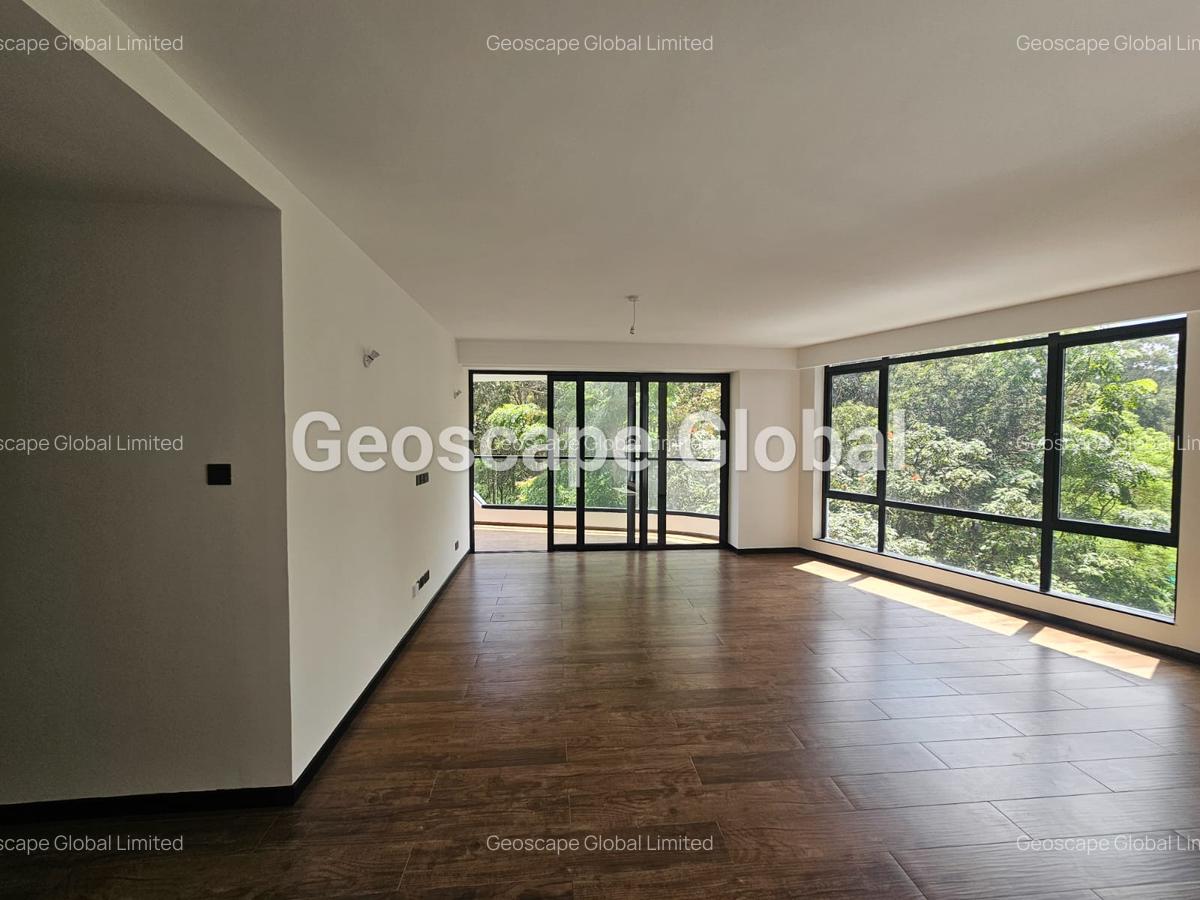 3 Bed Apartment with En Suite in Spring Valley - 6