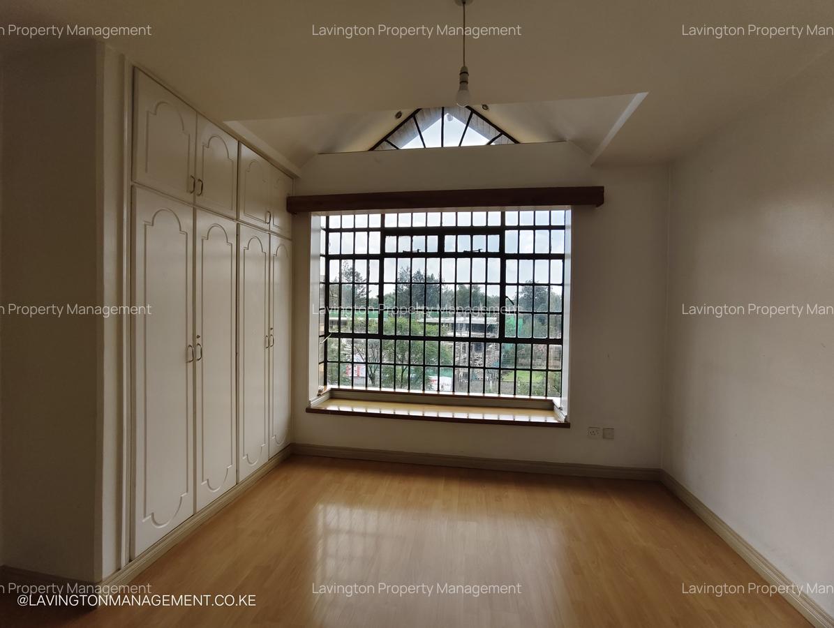 4 Bed Apartment with En Suite at Lavington Green - 13