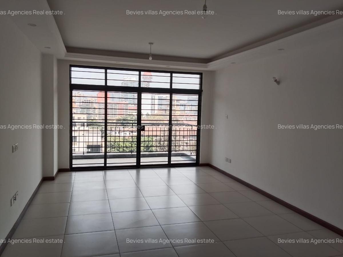 3 Bed Apartment with En Suite in General Mathenge - 1