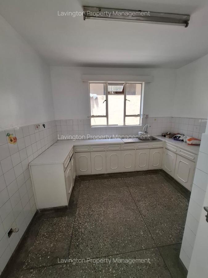 2 Bed Apartment with En Suite at Westland Road - 4