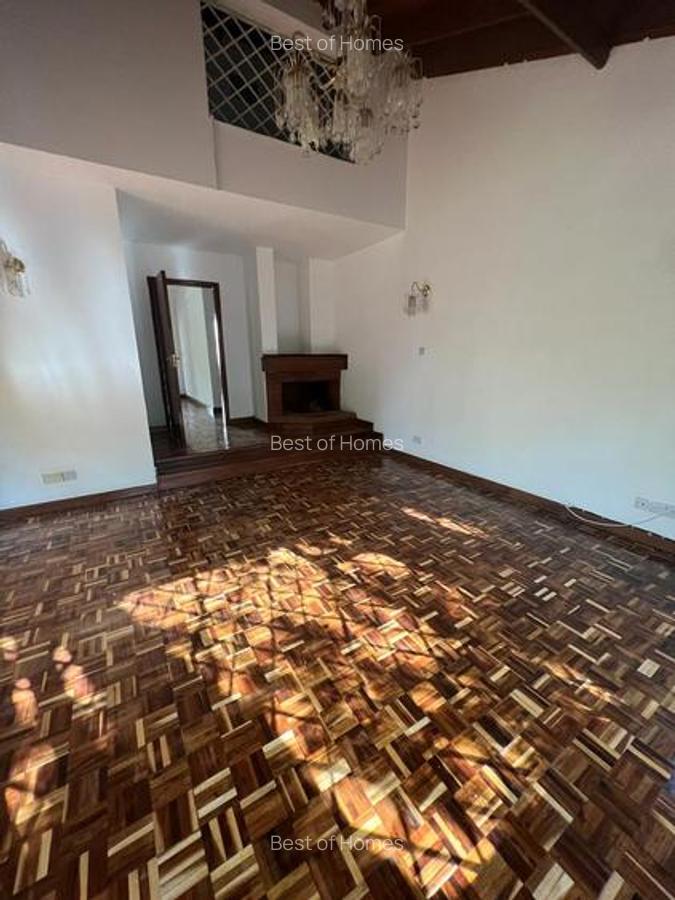 4 Bed Townhouse with En Suite in Lavington - 4